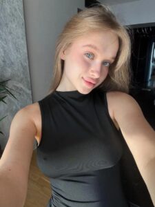 Gallery image for Elizabeth – #1 Russian Escort Singapore