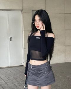 Gallery image for 🇨🇳 Munjung ⭐ Young Chinese Girl – Soft & Sweet Baby